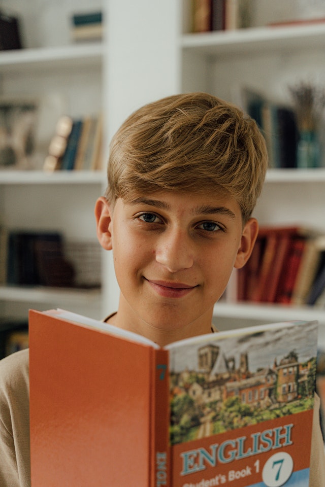 A Complete Guide to IGCSE English Online Success 2 english study 1