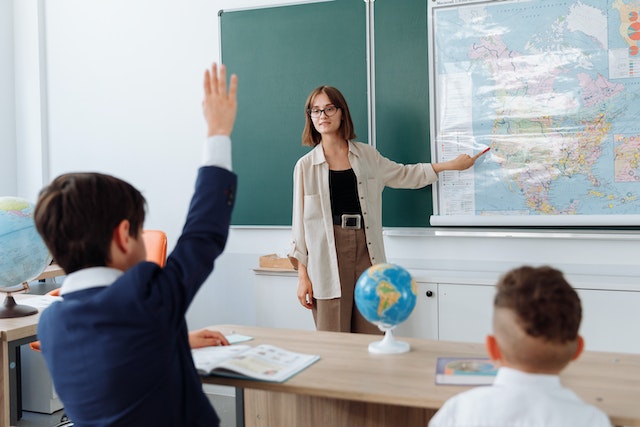 The Importance of Homeschooling for GCSE Preparation: Empowering Students for Success 3 english study 12