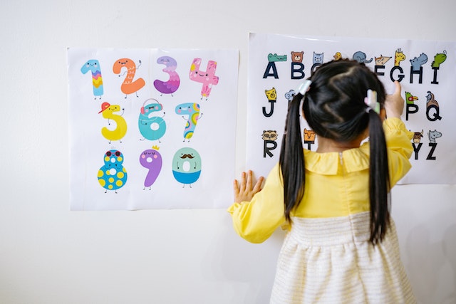 Exploring the Benefits of Online Course for IGCSE English Tests 4 english study 4