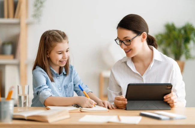 Homeschooling: The Instructor's Job 2 Homeschooling: The Instructor's Job