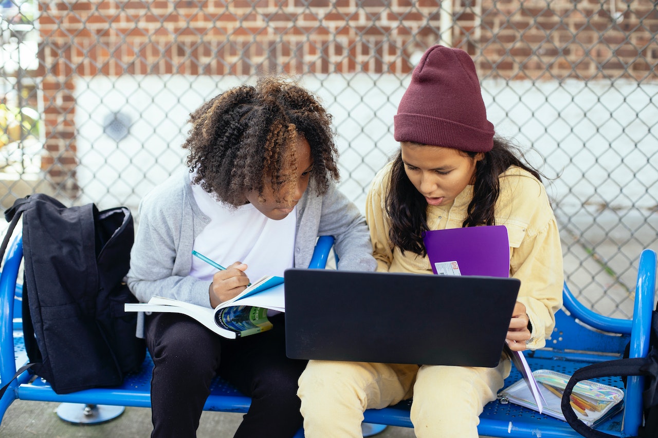 Enhancing Education: UK Primary School Students’ Online Tuition Benefits