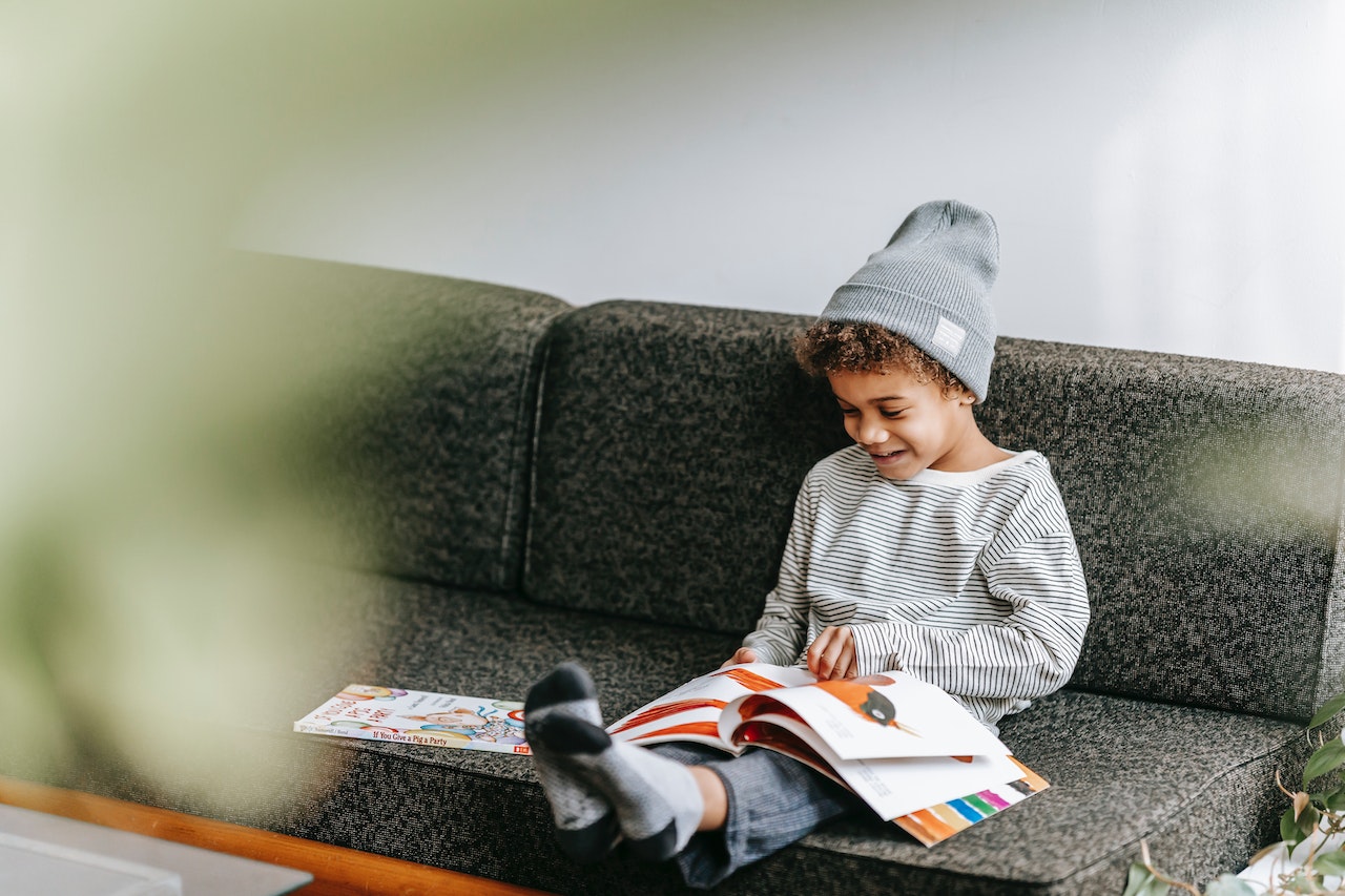 The Day in the Life of an Online Learner: Clocking the Digital School Daya