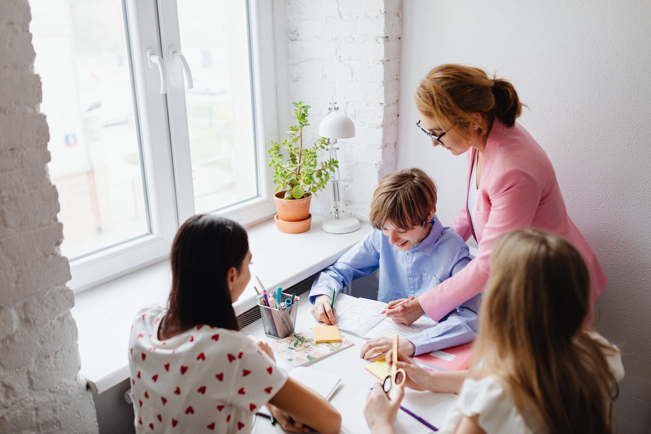 Empowering Secondary Students: Top Online Learning Tools and Resources