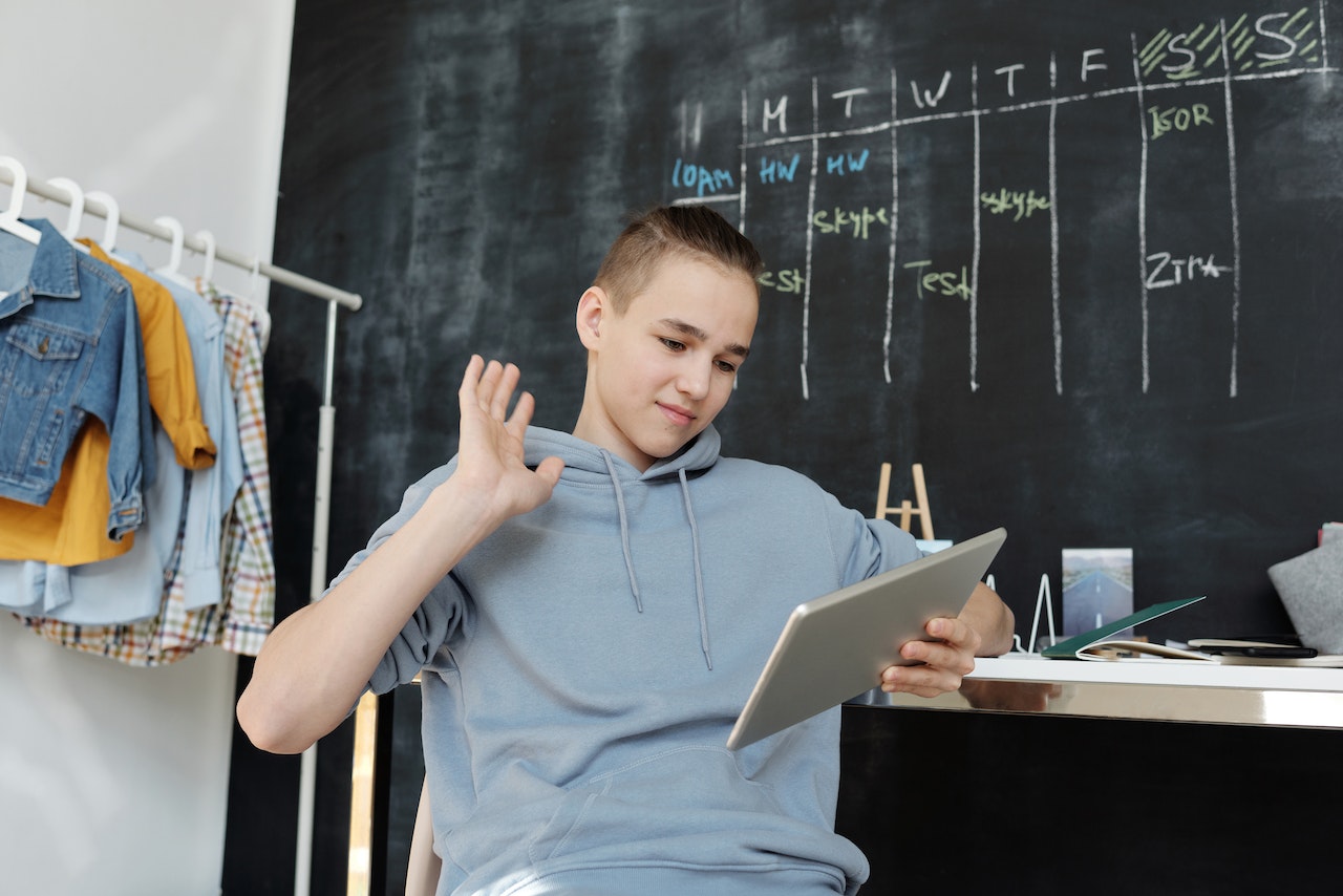 Fast-Tracking Your Future: A Comprehensive Guide to One-Year A Level Courses