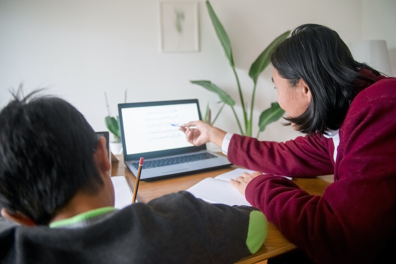 The Transformative Experience of Thomas Keith Online School