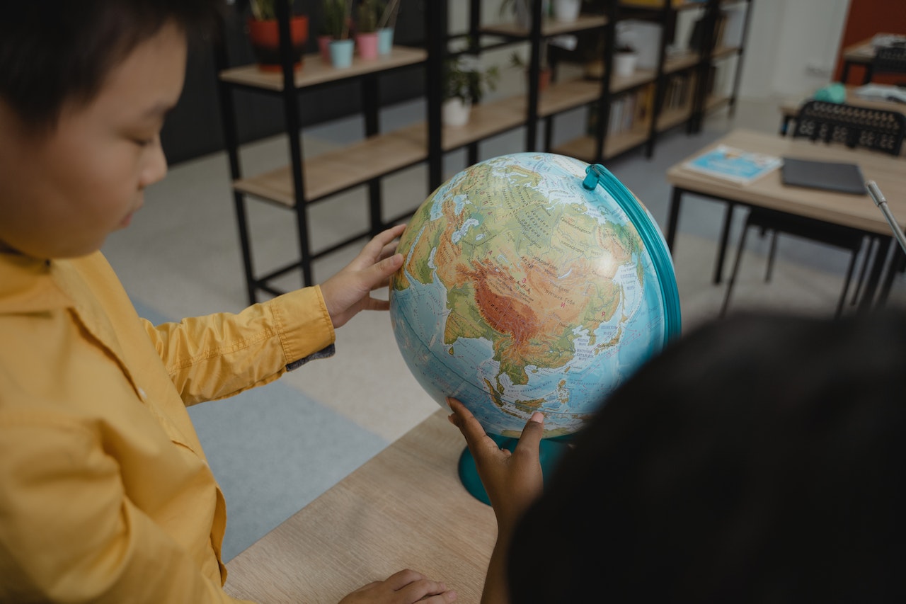 The Investment in Quality Education: Do You Need to Pay for Online Schooling?