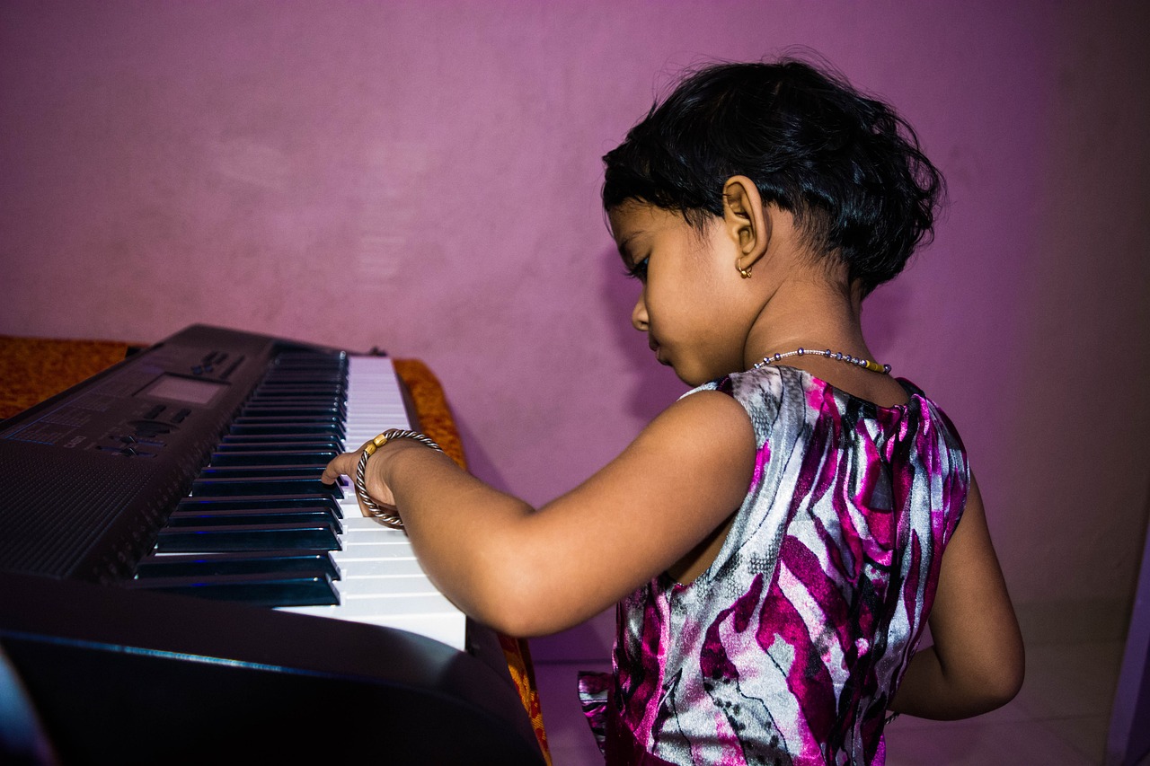 Embracing the Advantages: What Online Schooling Emphatically Means for Youngsters